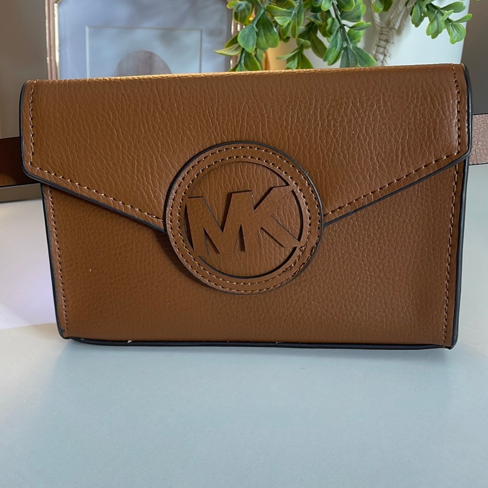 EUC MK Fanny Pack in genuine leather